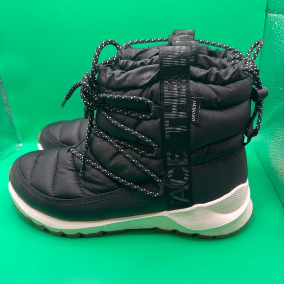 The North Face Womens ThermoBall Lace Up Waterproof Boots Black/White 9 NWOB - Picture 5 of 11